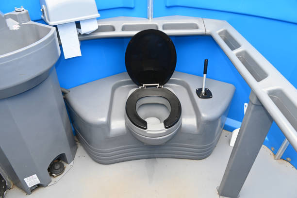 Best Sanitation services for porta potties  in Buenaventura Lakes, FL
